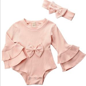 Baby Girl Onesie with flared sleeves